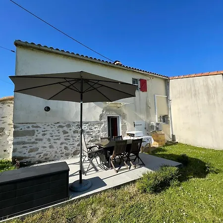A Beaufou Avec Terrasse Privee - Fr-1-426-581 Saint-Etienne-du-Bois (Vendee)