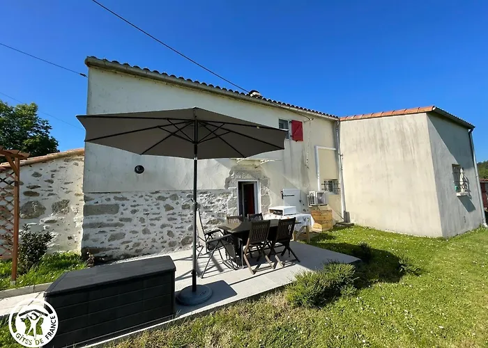 A Beaufou Avec Terrasse Privee - Fr-1-426-581 Saint-Étienne-du-Bois